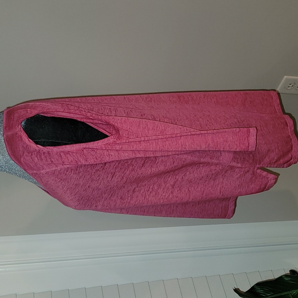 Pink Linen Blouse - Picture 4 of 4